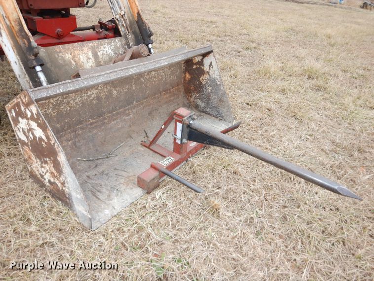 image for item DH4313 1959 International Farmall 460 tractor