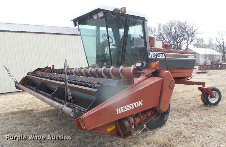 image for item DH4759 1989 Hesston 8400 windrower