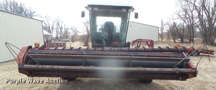image for item DH4759 1989 Hesston 8400 windrower