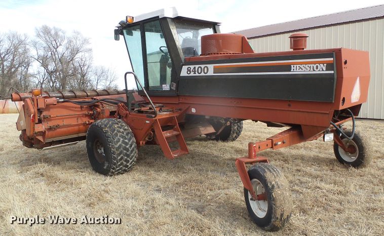 image for item DH4759 1989 Hesston 8400 windrower