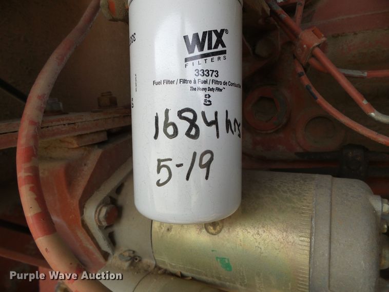 image for item DH4759 1989 Hesston 8400 windrower