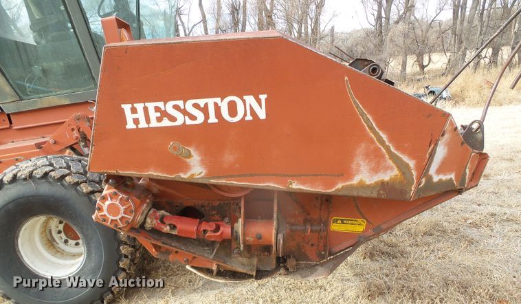 image for item DH4759 1989 Hesston 8400 windrower