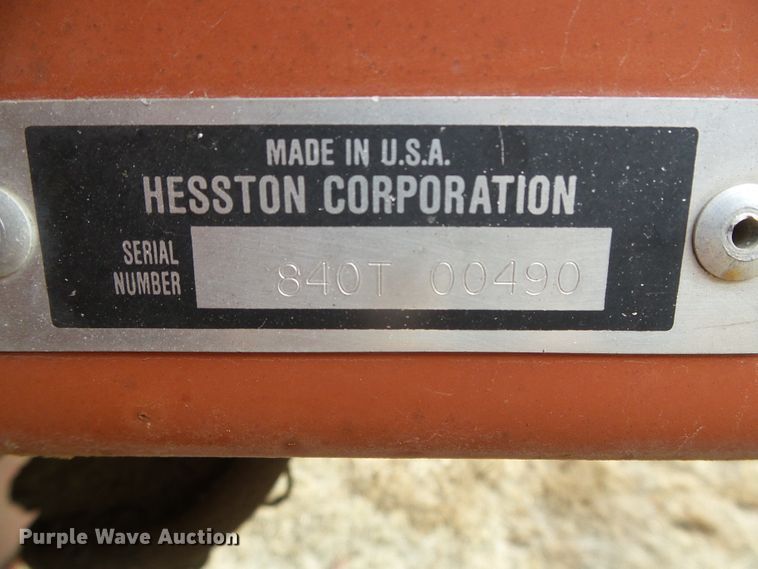 image for item DH4759 1989 Hesston 8400 windrower