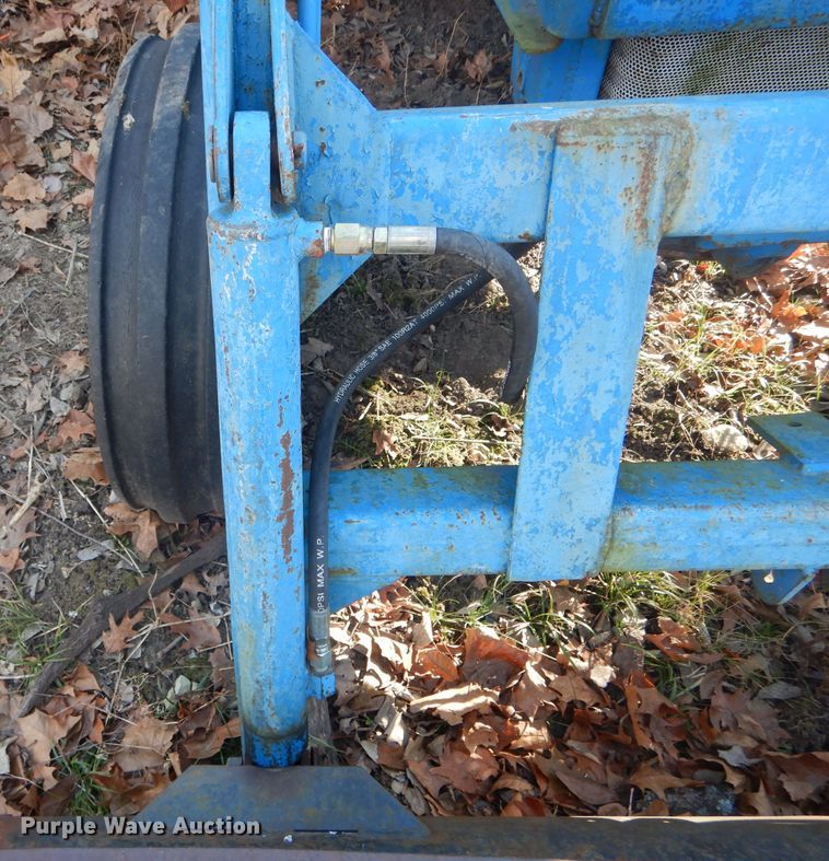 image for item DH6272 Ford 4000 tractor