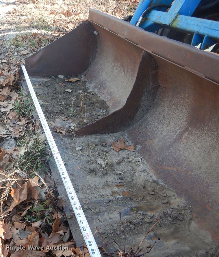 image for item DH6272 Ford 4000 tractor