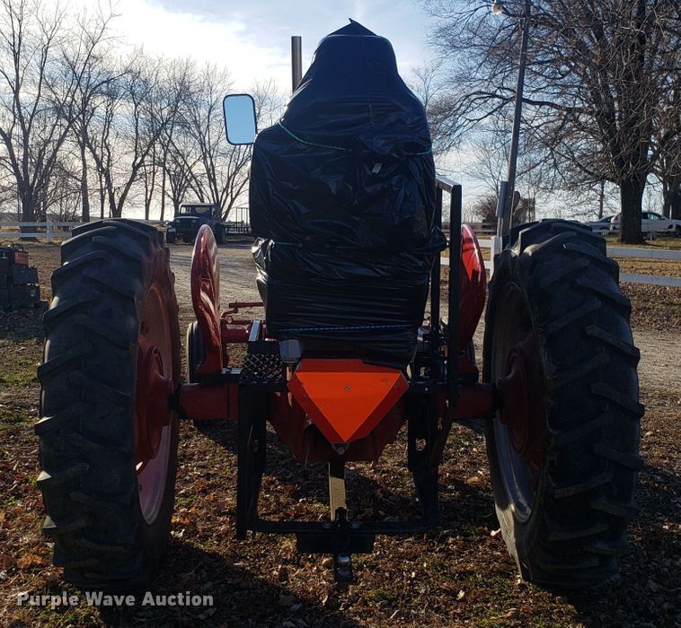 image for item EL9754 McCormick Farmall M tractor