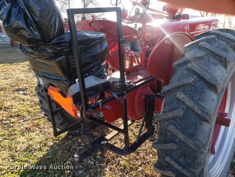 image for item EL9754 McCormick Farmall M tractor