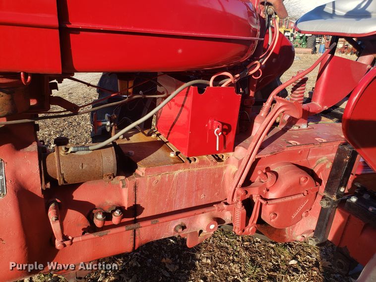 image for item EL9754 McCormick Farmall M tractor