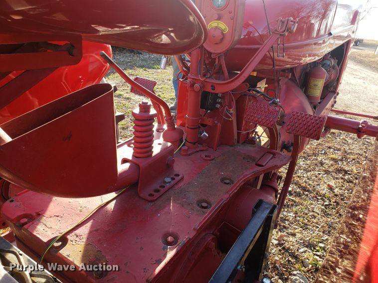 image for item EL9754 McCormick Farmall M tractor