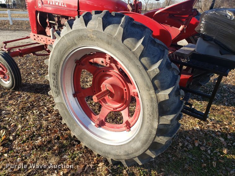 image for item EL9754 McCormick Farmall M tractor