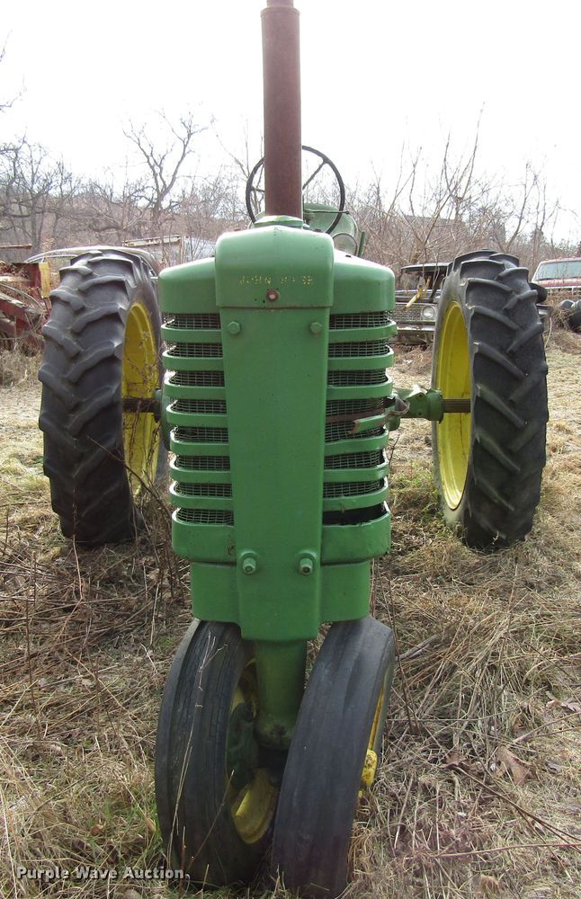 image for item FD9331 1941 John Deere A tractor