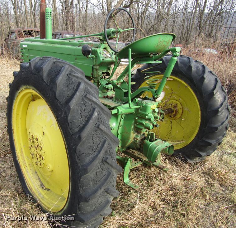 image for item FD9331 1941 John Deere A tractor