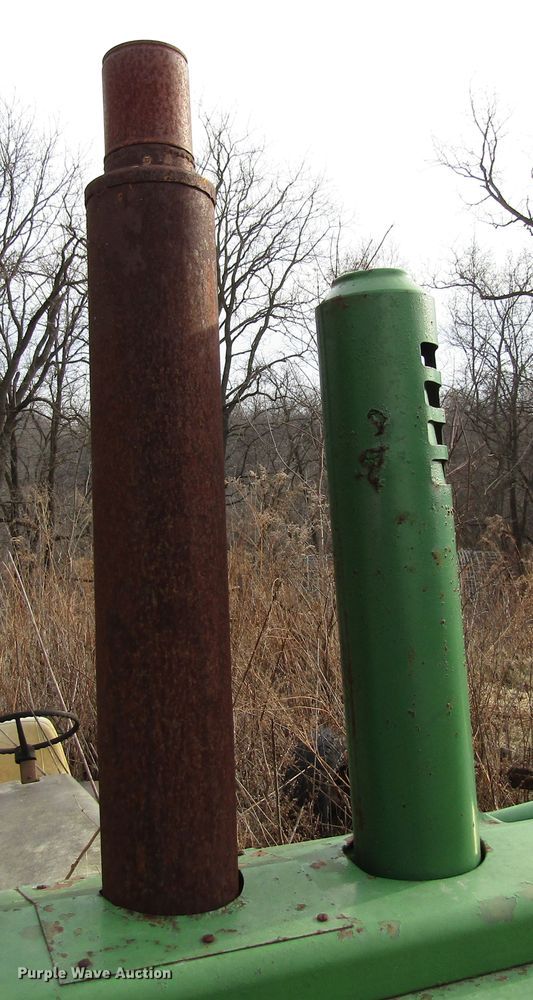 image for item FD9331 1941 John Deere A tractor