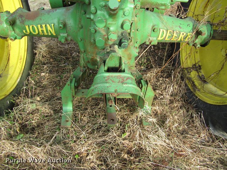 image for item FD9331 1941 John Deere A tractor