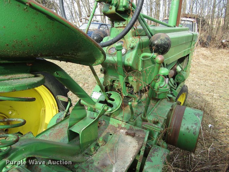 image for item FD9331 1941 John Deere A tractor