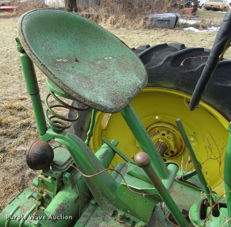 image for item FD9331 1941 John Deere A tractor