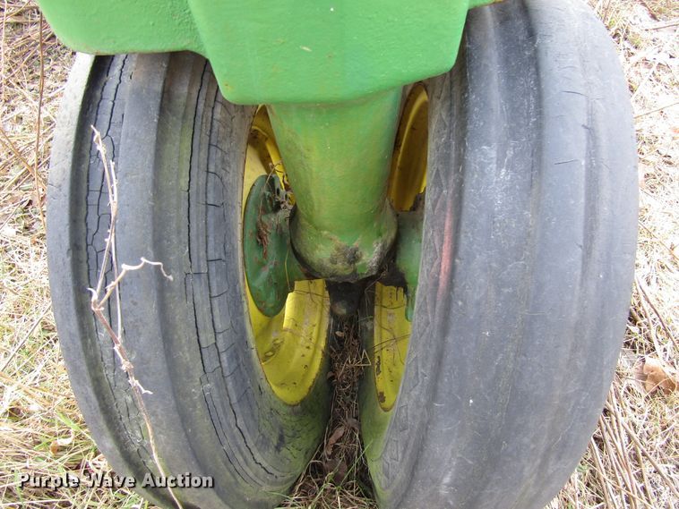 image for item FD9331 1941 John Deere A tractor