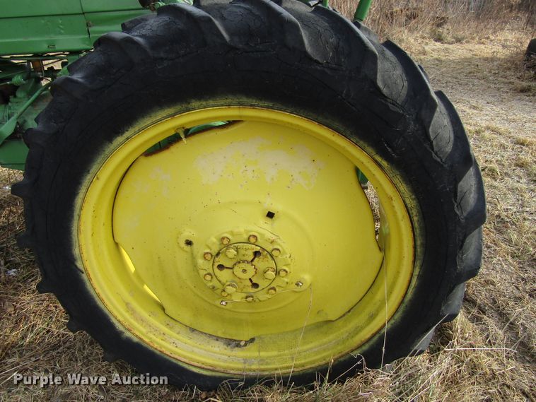 image for item FD9331 1941 John Deere A tractor