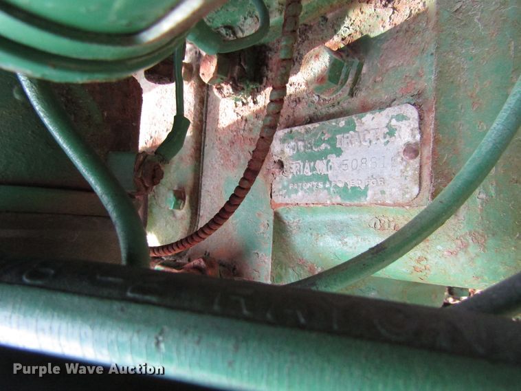 image for item FD9331 1941 John Deere A tractor