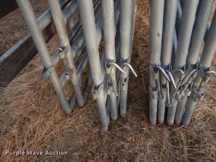image for item FG9951 (10) galvanized livestock panels