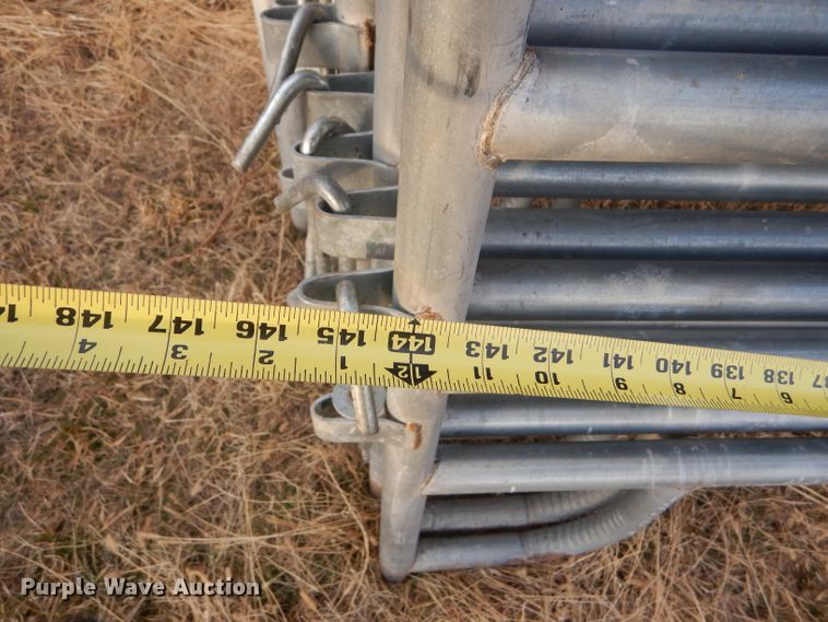 image for item FG9951 (10) galvanized livestock panels