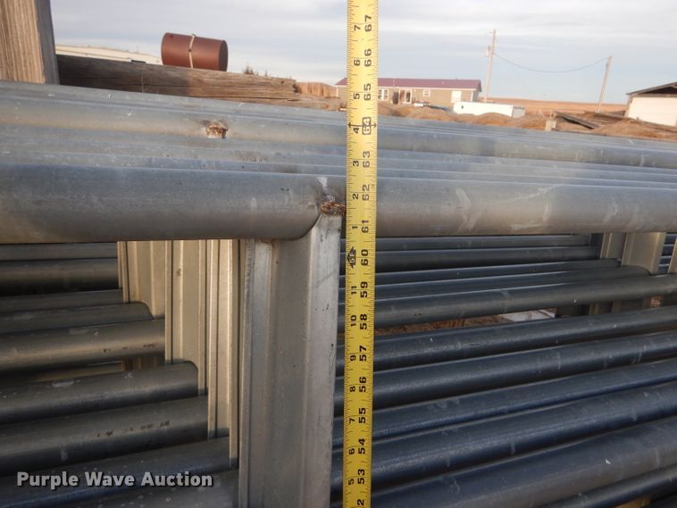 image for item FG9951 (10) galvanized livestock panels