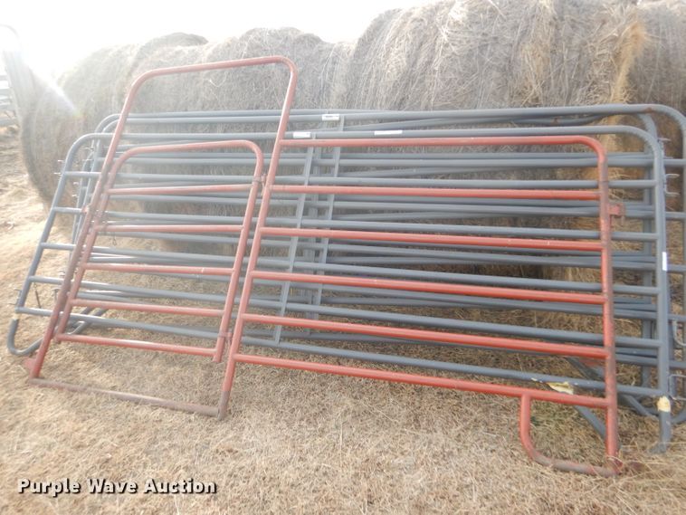 image for item FG9952 Livestock panels