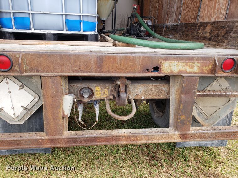 image for item GA9372 2001 Great Dane sprayer support trailer