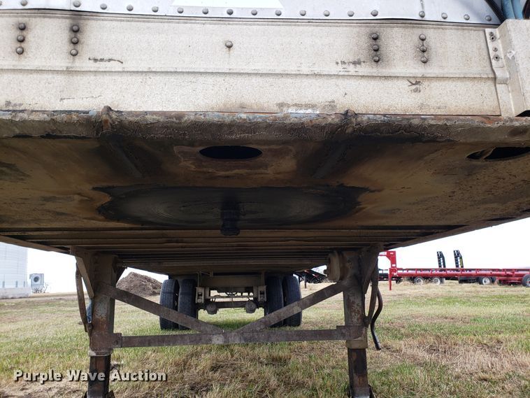 image for item GA9372 2001 Great Dane sprayer support trailer