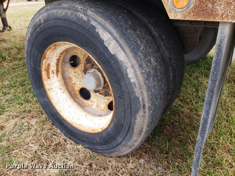 image for item GA9372 2001 Great Dane sprayer support trailer