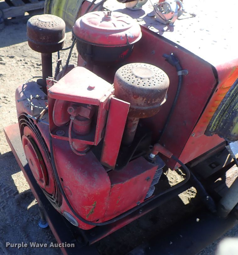 image for item GF9610 Lincoln 225 arc welder