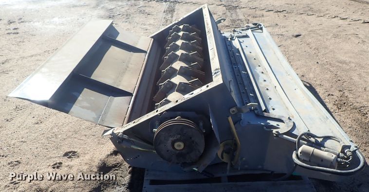image for item GF9611 Massey-Ferguson chaff spreader