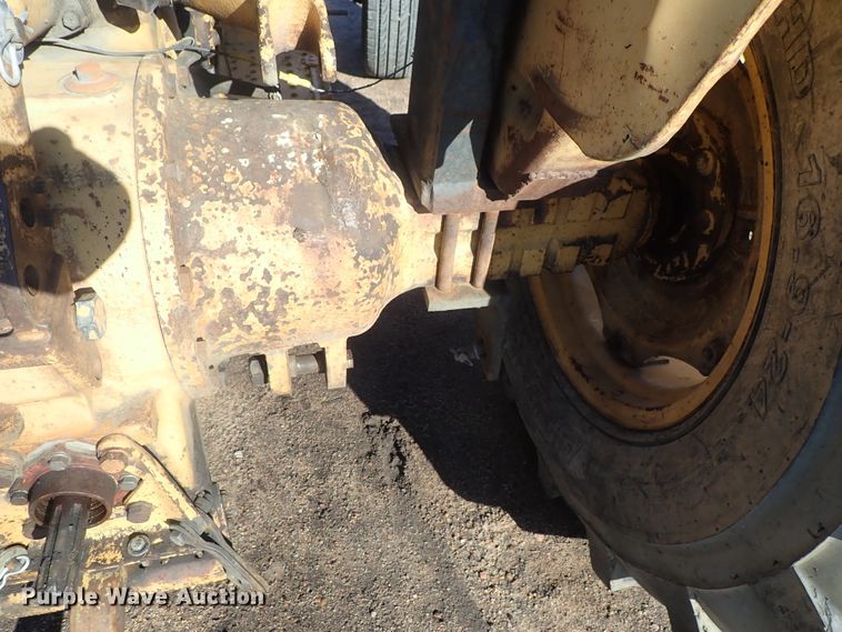 image for item GF9614 Ford 4610 tractor