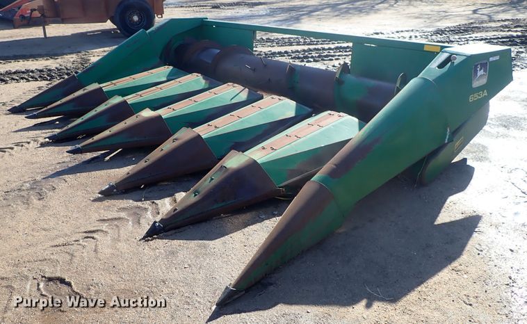 image for item GF9615 John Deere 653A row crop head