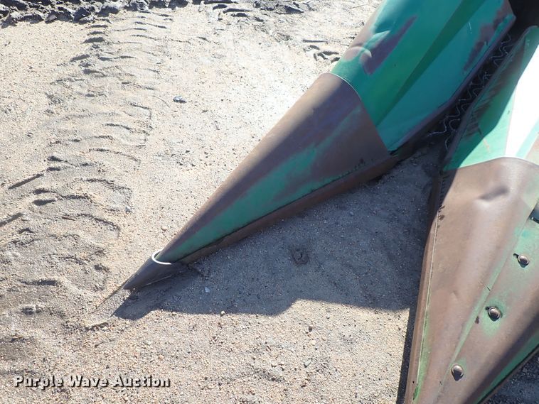 image for item GF9615 John Deere 653A row crop head