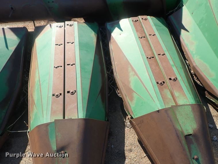 image for item GF9615 John Deere 653A row crop head