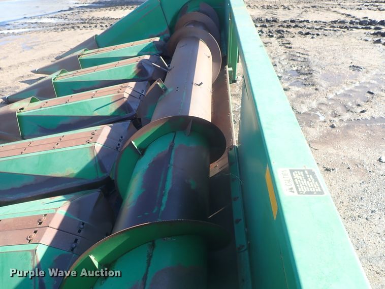 image for item GF9615 John Deere 653A row crop head