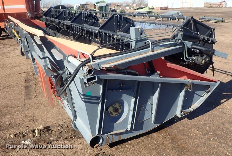 image for item GF9617 2003 AGCO flex head