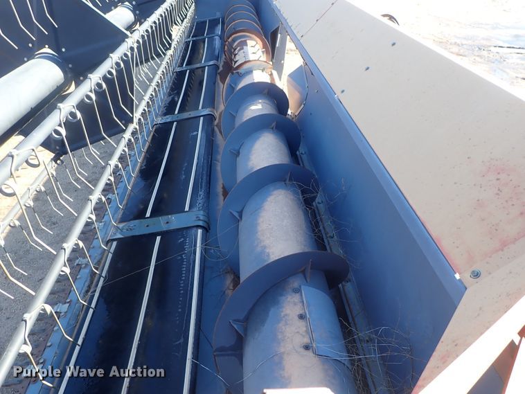 image for item GF9617 2003 AGCO flex head