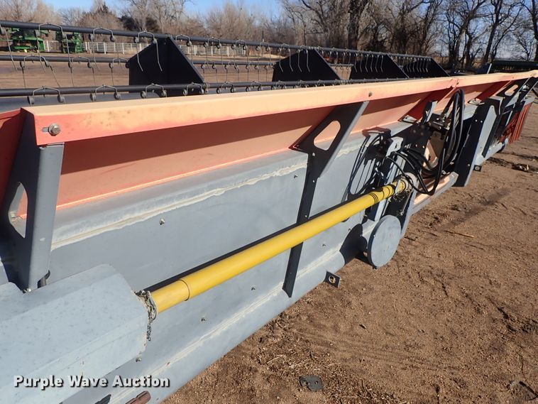 image for item GF9617 2003 AGCO flex head