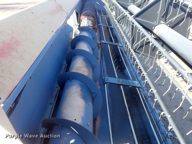 image for item GF9617 2003 AGCO flex head