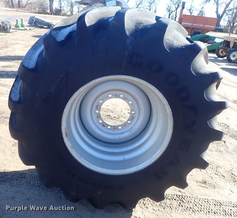 image for item GF9621 Goodyear 800/65R32 tire and wheel