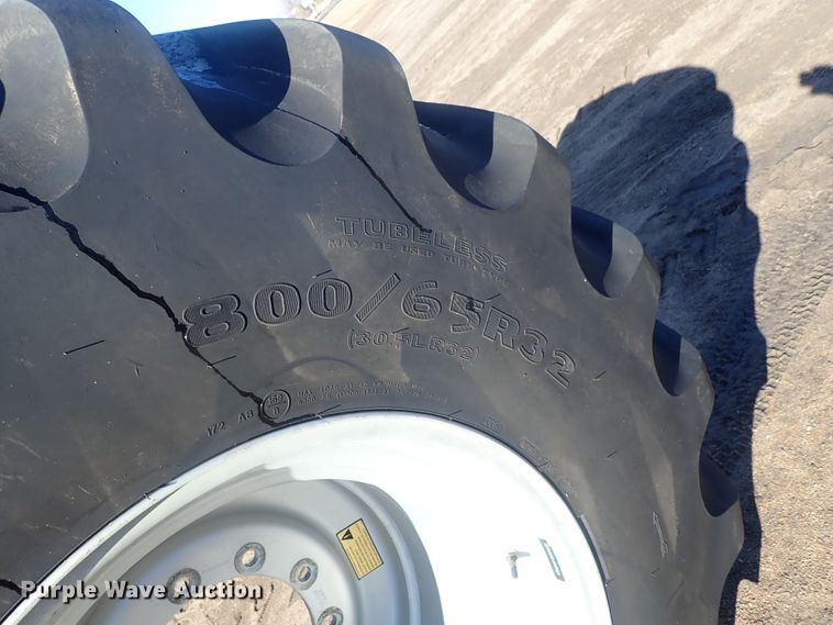 image for item GF9621 Goodyear 800/65R32 tire and wheel