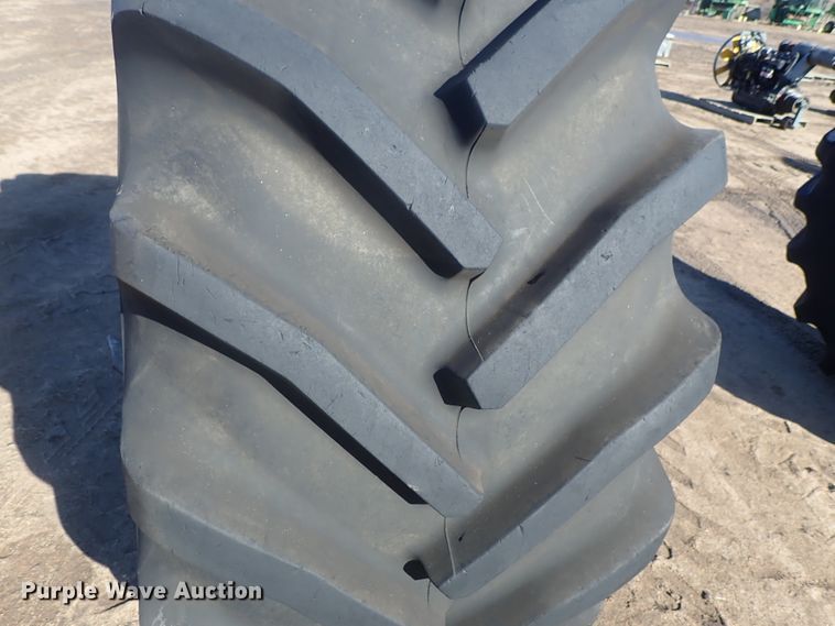 image for item GF9622 Goodyear 800/65R32 tire and wheel