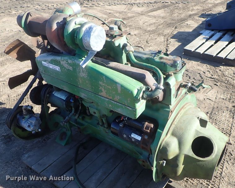 image for item GF9625 John Deere six cylinder diesel engine