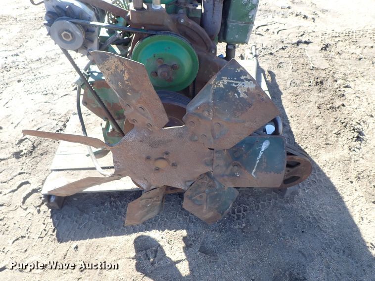 image for item GF9625 John Deere six cylinder diesel engine