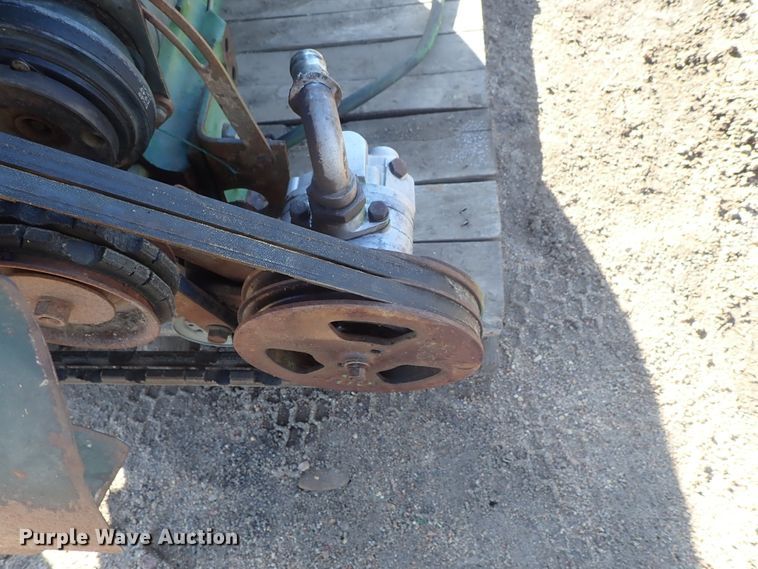 image for item GF9625 John Deere six cylinder diesel engine