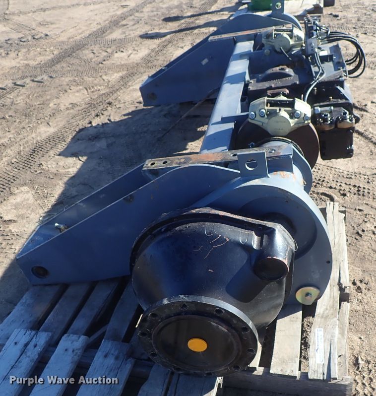 image for item GF9626 Massey-Ferguson combine axle