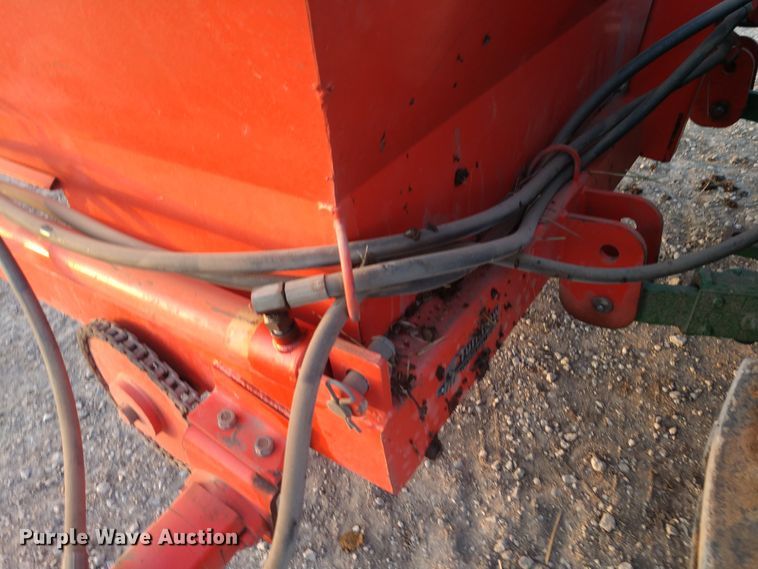 image for item H1248 Turnbow bale unroller