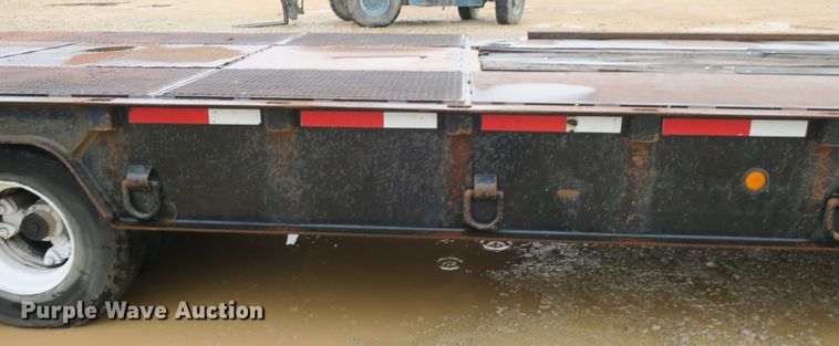 image for item DB10131 1989 Trail King HT Series 20 drop deck equipment trailer